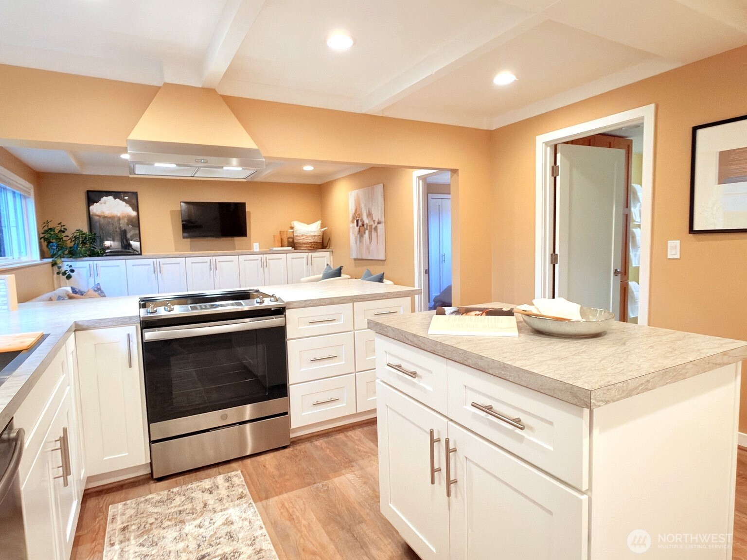 2004 Southwest 117th Place Burien, WA 98146 - Photo 22 of 40