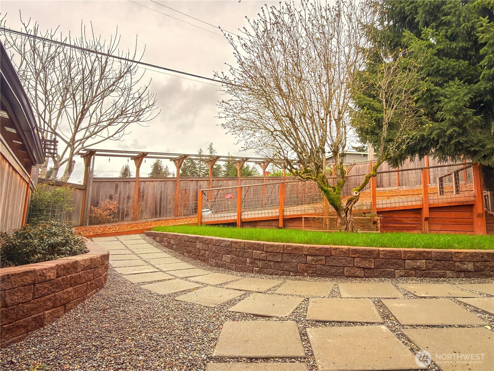 2004 Southwest 117th Place Burien, WA 98146 - Photo 32 of 40