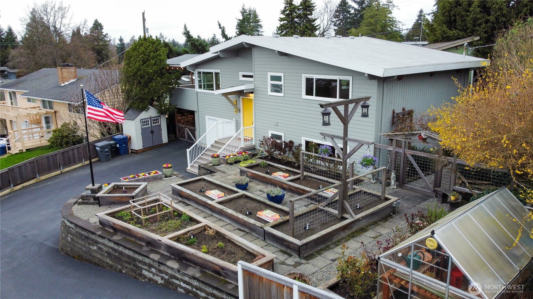 2004 Southwest 117th Place Burien, WA 98146 - Photo 36 of 40