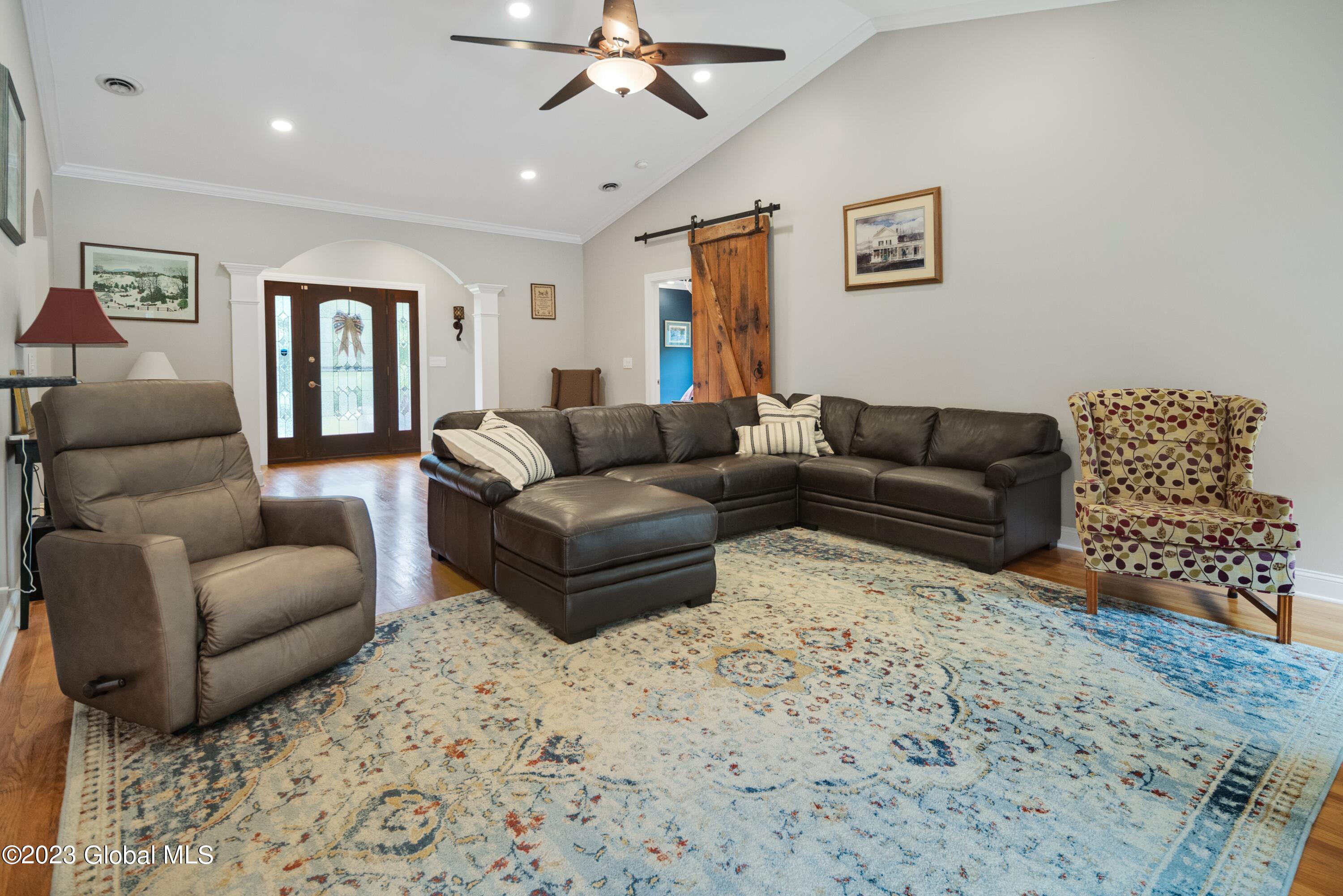 332 Shufelt Road Schodack, NY 12123 - Photo 3 of 51 Interior 01