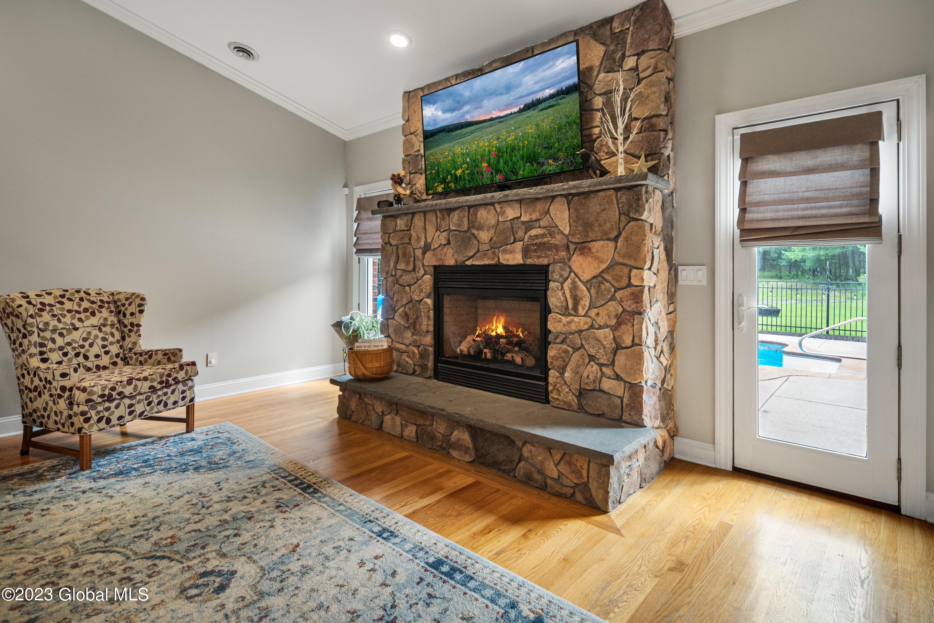 332 Shufelt Road Schodack, NY 12123 - Photo 4 of 51 Interior 03