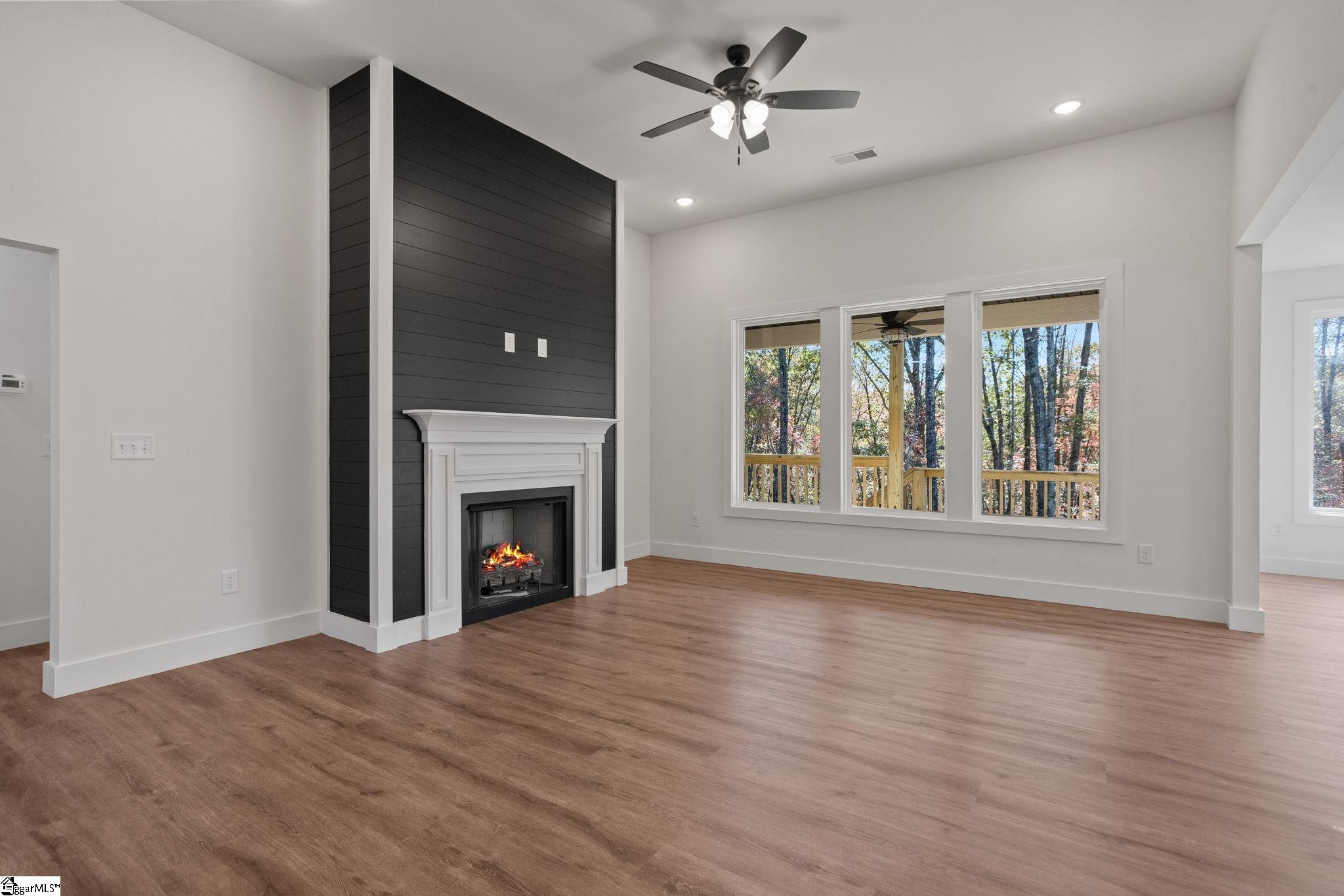 15 Fowler Road Taylors, SC 29687 - Photo 4 of 31