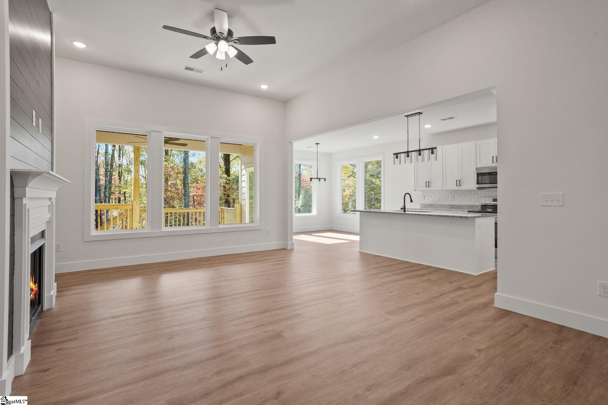 15 Fowler Road Taylors, SC 29687 - Photo 6 of 31