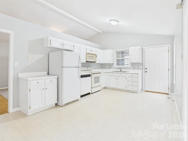 $1,565 | 1020 Ashford Street, Charlotte, NC 28214