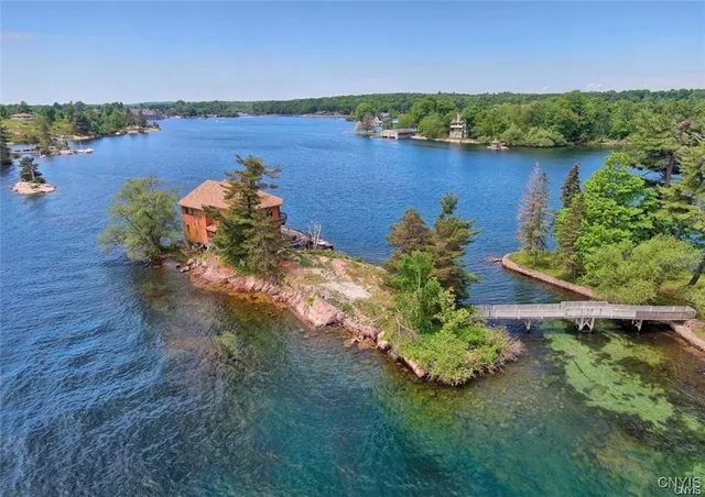 $850,000 | 1 St Marys Alexandria Ny 13607, Alexandria Bay, NY 13607