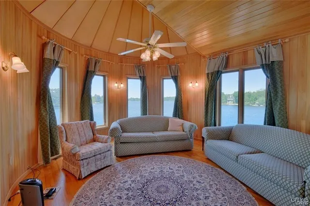 $850,000 | 1 St Marys Alexandria Ny 13607, Alexandria Bay, NY 13607