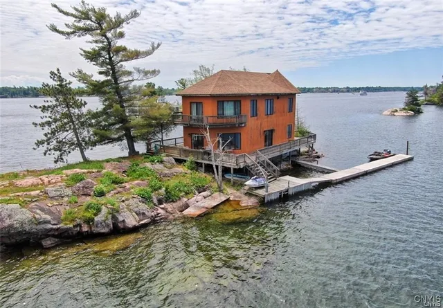 $850,000 | 1 St Marys Alexandria Ny 13607, Alexandria Bay, NY 13607