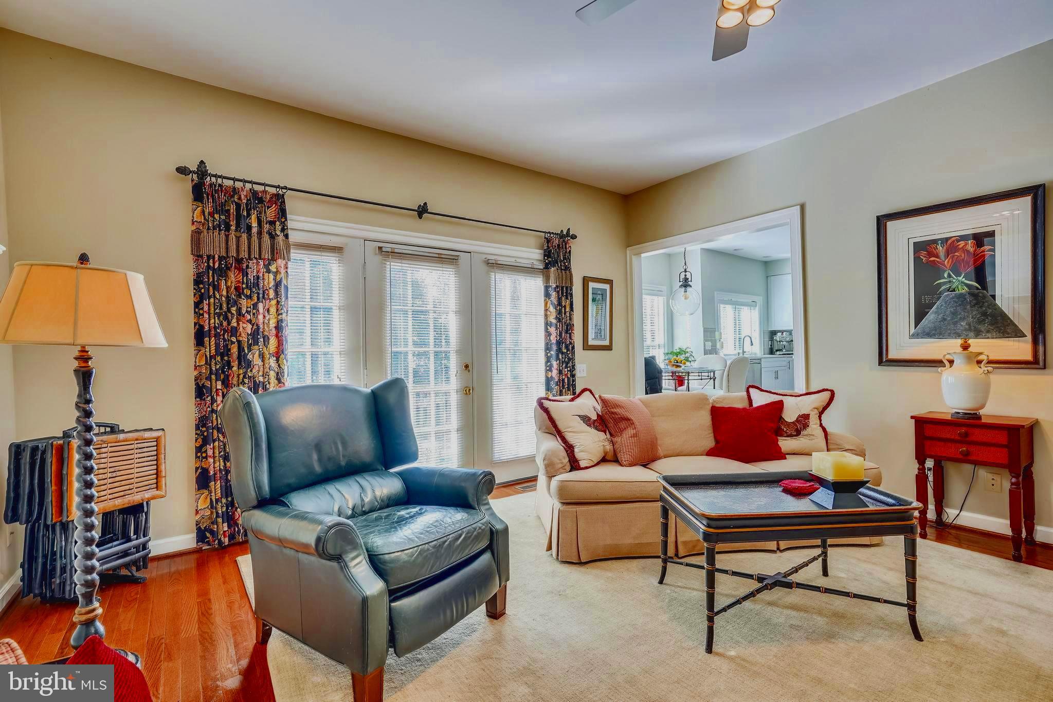 9707 Hidden Valley Road Vienna, VA 22181 - Photo 13 of 44