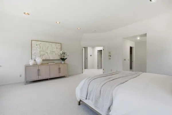 $5,595,000 | 12390 Gigli Court, Los Altos Hills, CA 94022