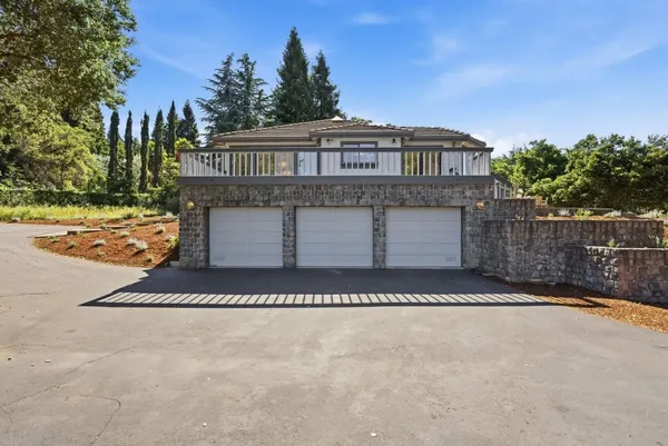 $5,595,000 | 12390 Gigli Court, Los Altos Hills, CA 94022