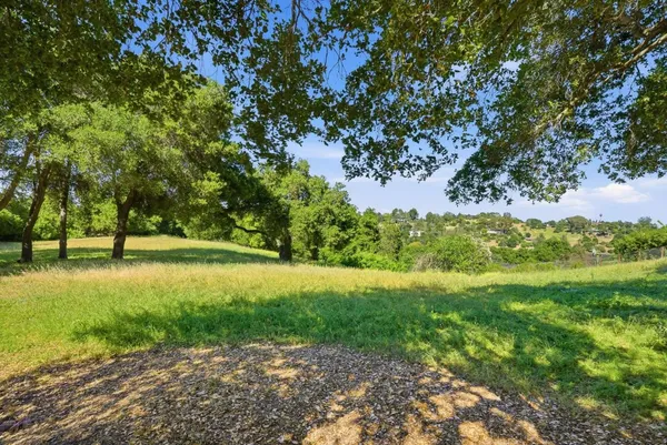 $5,595,000 | 12390 Gigli Court, Los Altos Hills, CA 94022
