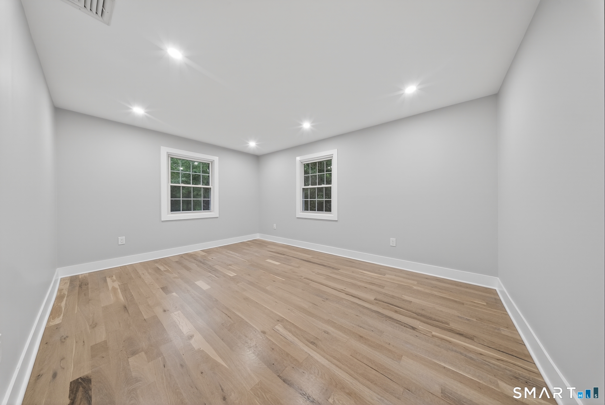 66 Adams Road Fairfield, CT 06824 - Photo 30 of 36