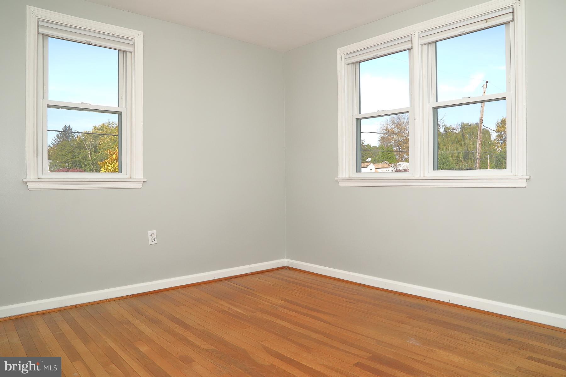 303 Euclid Avenue Lancaster, PA 17603 - Photo 19 of 24 an empty room with a window