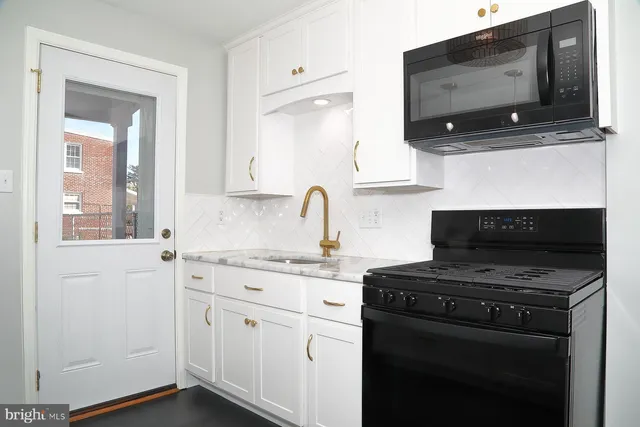 $219,900 | 303 Euclid Avenue, Lancaster, PA 17603