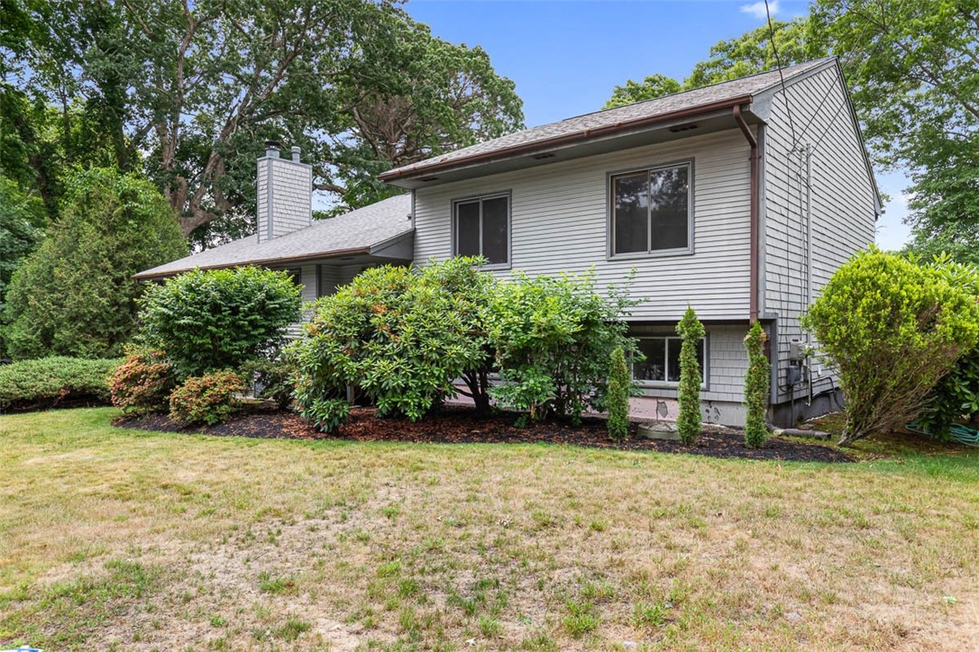 12 Silver Street Warwick, RI 02889 - Photo 3 of 50