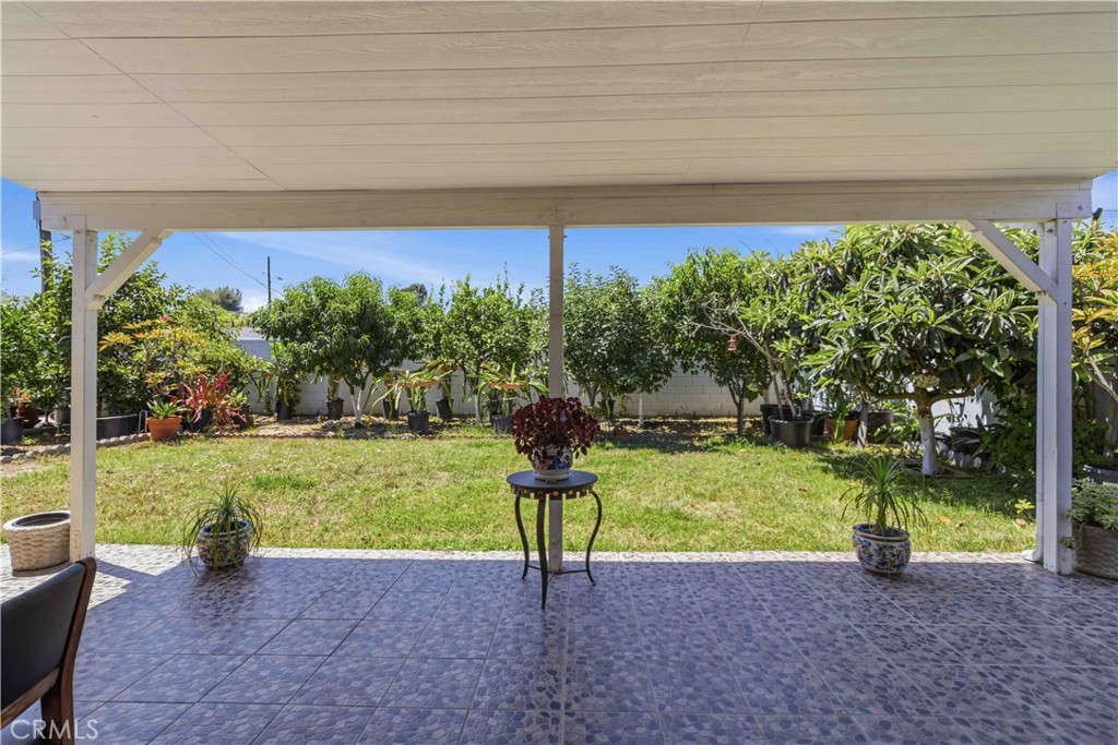 19406 Enadia Way Reseda, CA 91335 - Photo 31 of 34