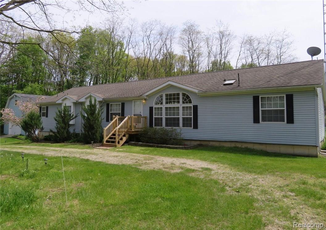 6730 Sheldon Road Whitmore Lake, MI 48189 - Photo 1 of 30 IMG_0886.JPG