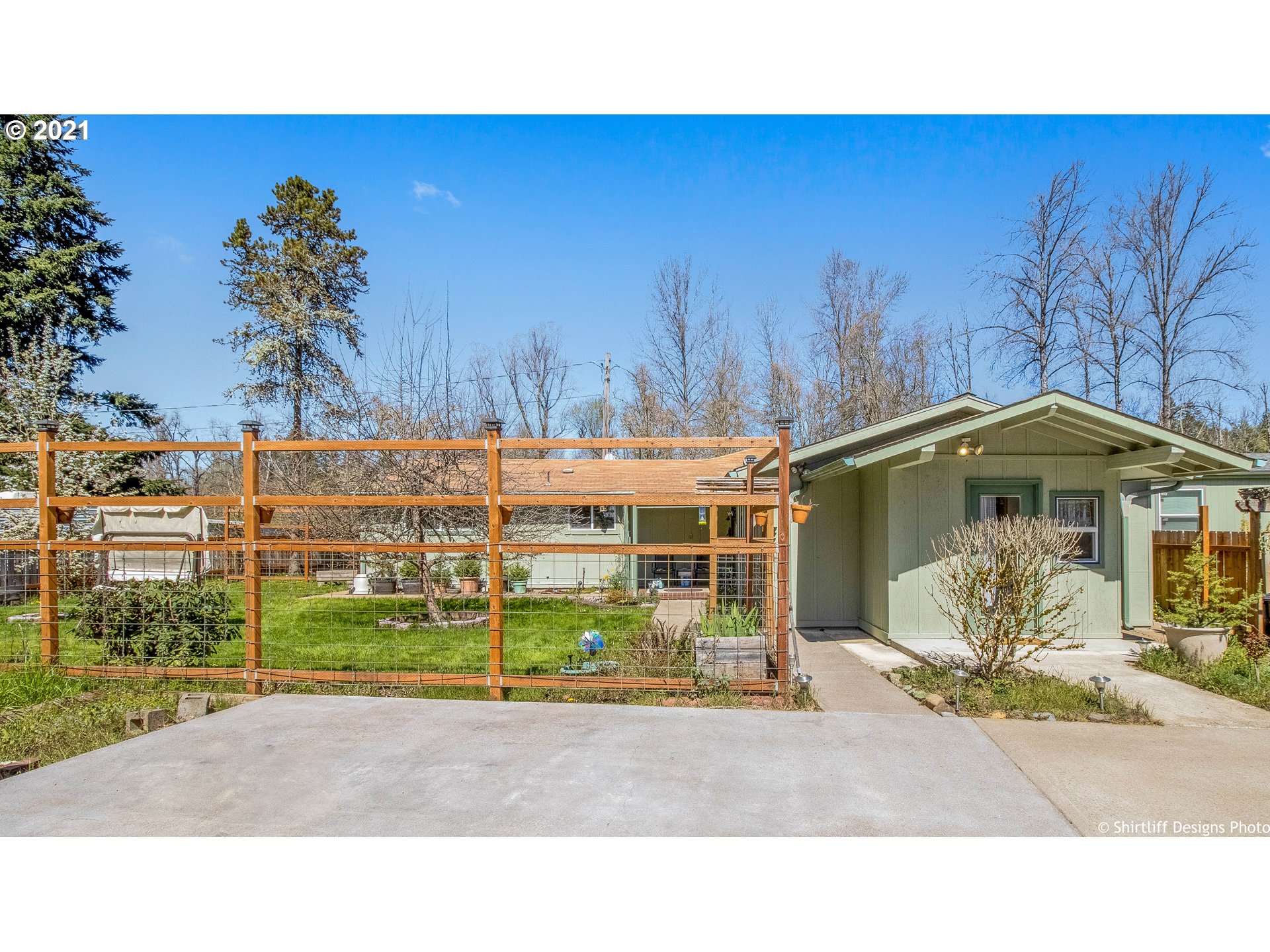 33535 Jenkins Road Cottage Grove, OR 97424 - Photo 3 of 32 Gallery Image 3