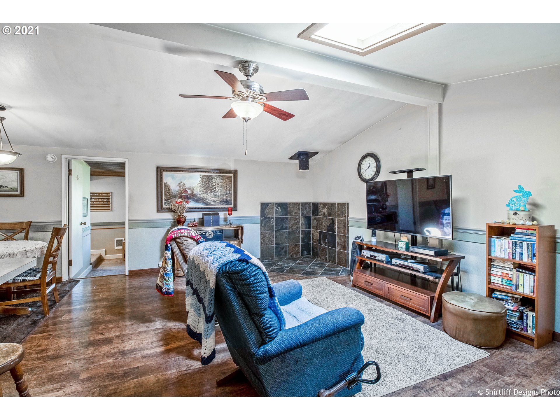 33535 Jenkins Road Cottage Grove, OR 97424 - Photo 4 of 32 Gallery Image 4