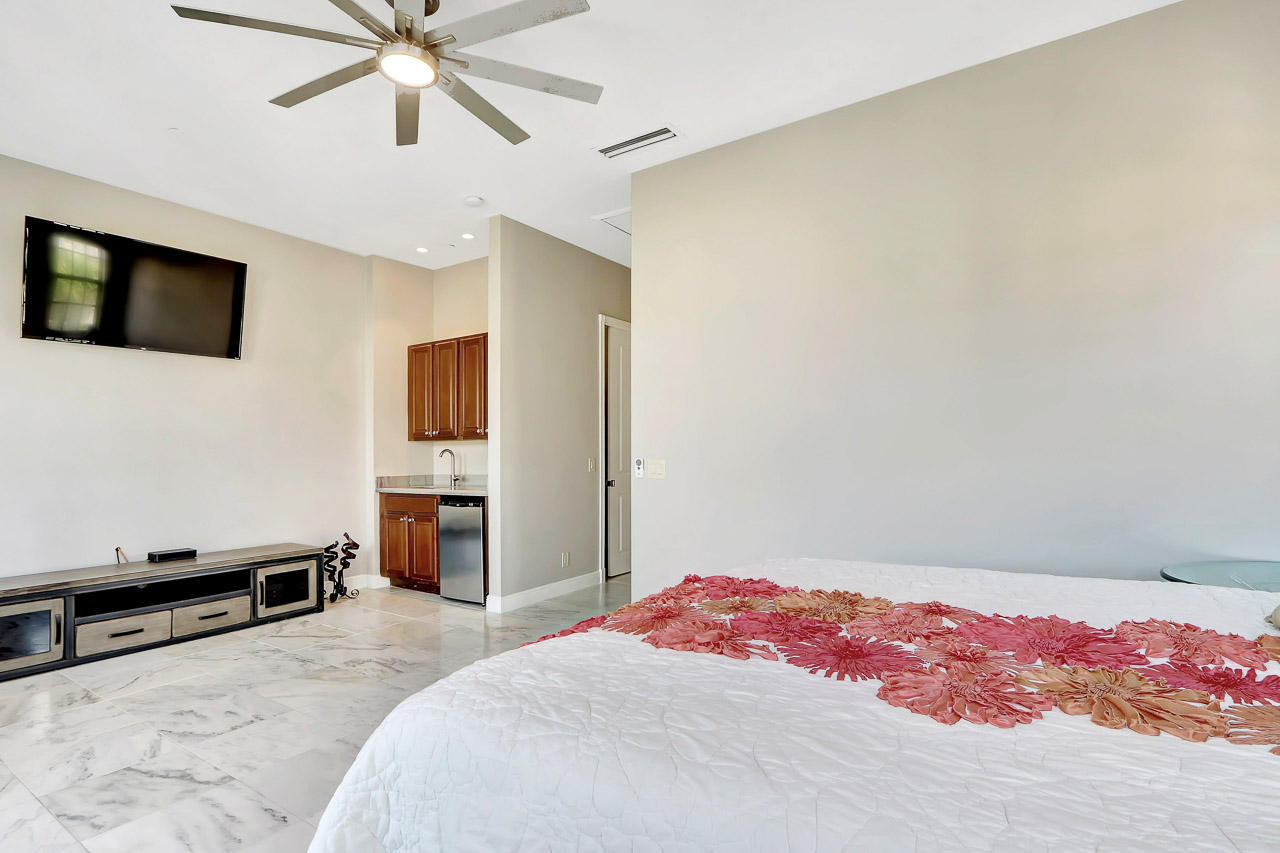 801 Del Sol Circle Tequesta, FL 33469 - Photo 12 of 29 20191003175035266593000000-o