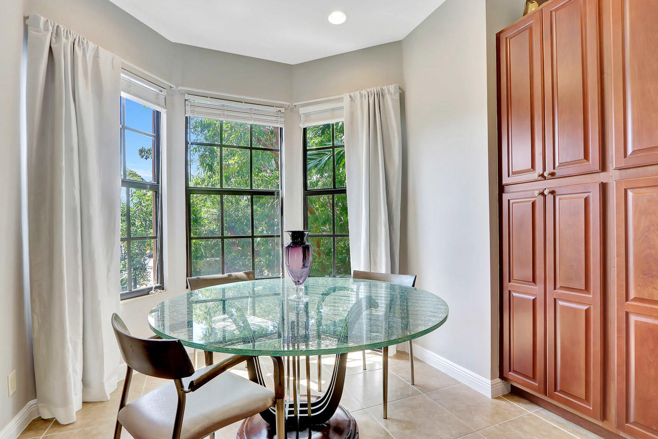 801 Del Sol Circle Tequesta, FL 33469 - Photo 19 of 29 20191003175032068463000000-o