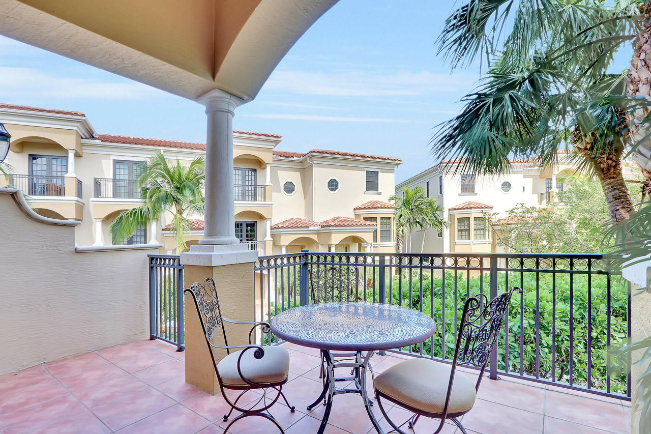801 Del Sol Circle Tequesta, FL 33469 - Photo 23 of 29 20191003174954406850000000-o
