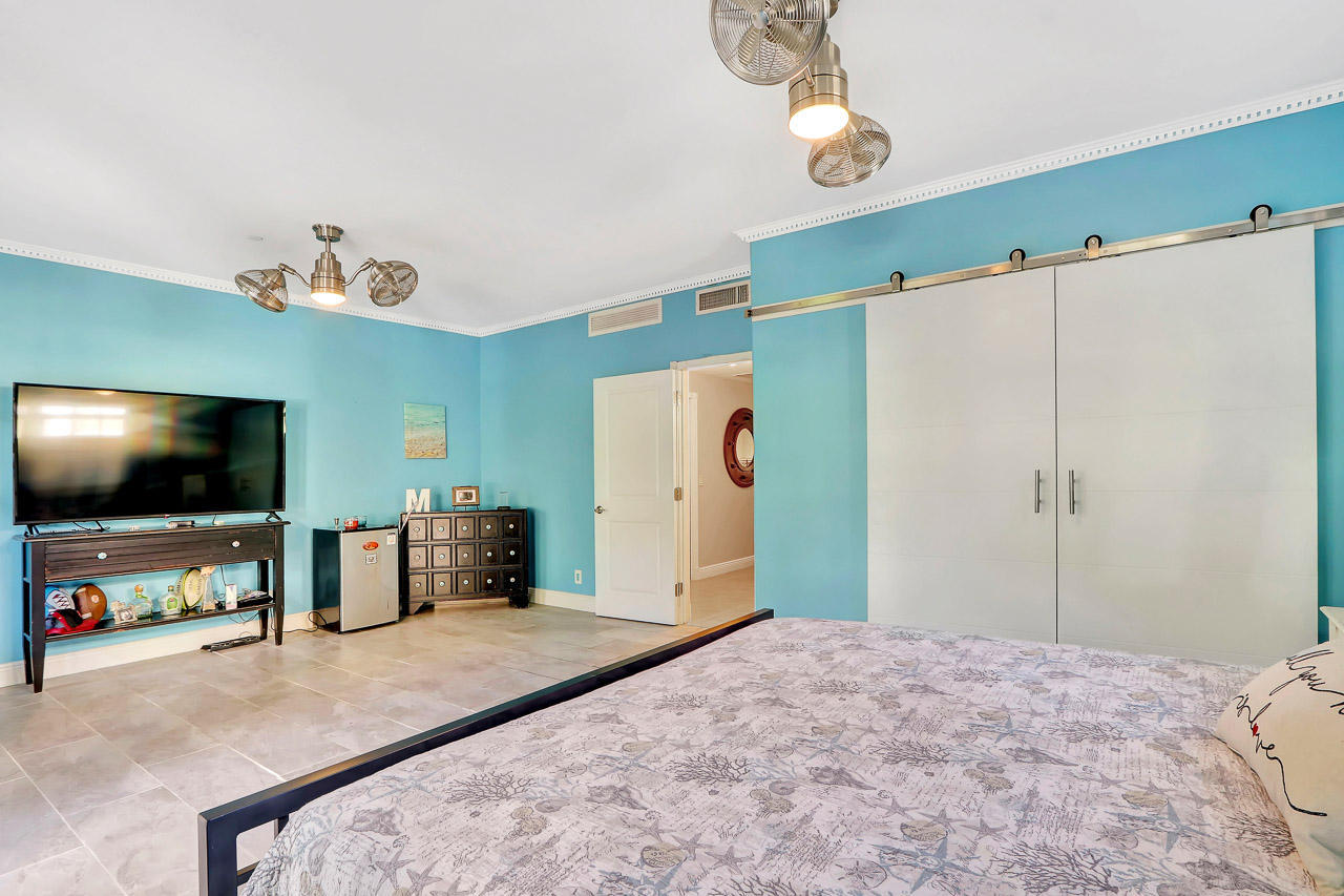 801 Del Sol Circle Tequesta, FL 33469 - Photo 6 of 29 20191003174945239036000000-o