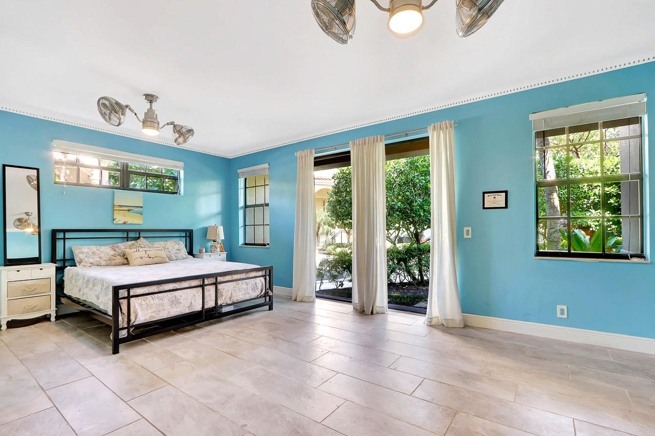 801 Del Sol Circle Tequesta, FL 33469 - Photo 7 of 29 20191003174943848277000000-o