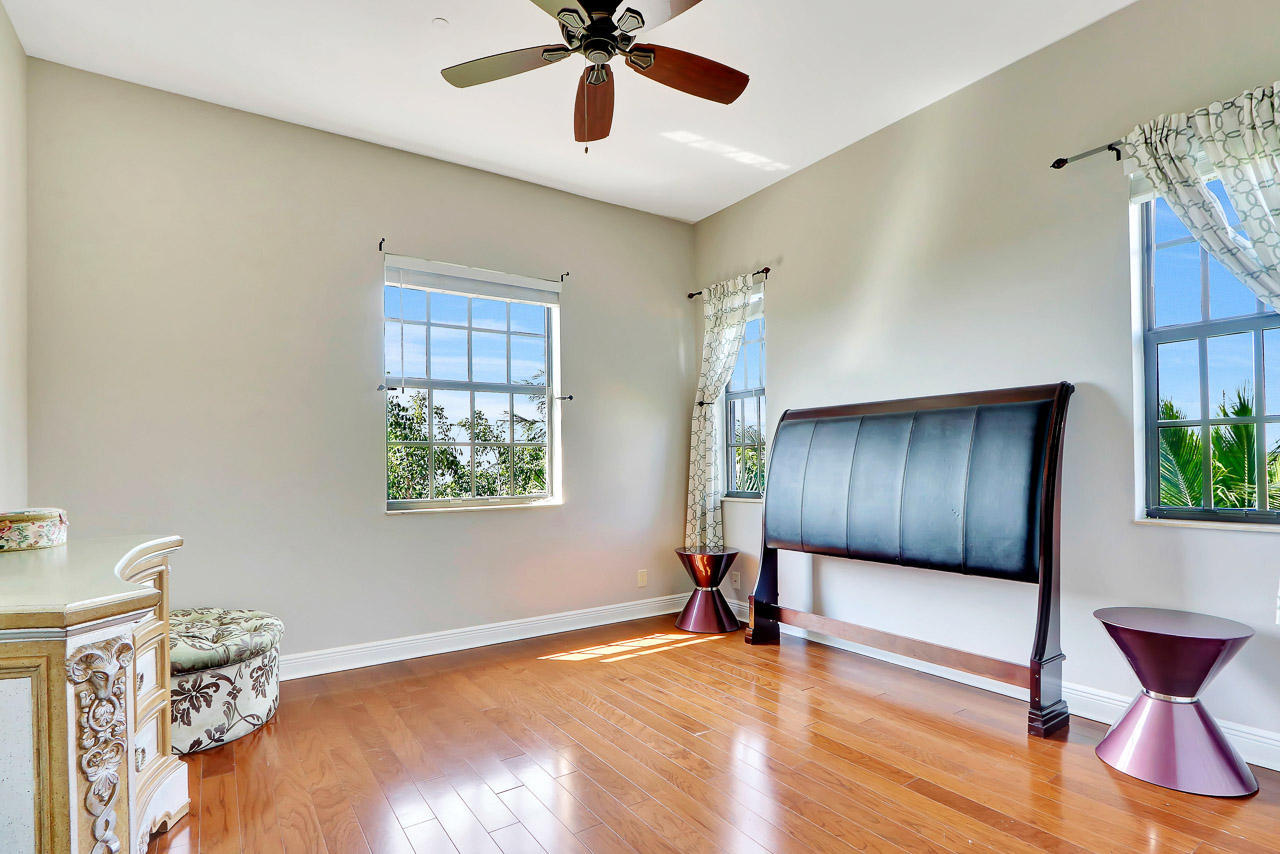 801 Del Sol Circle Tequesta, FL 33469 - Photo 9 of 29 20191003174947299684000000-o