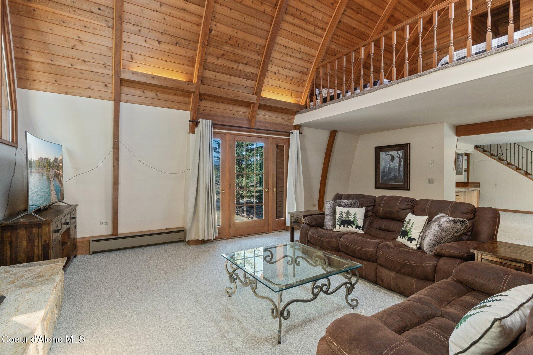 762 Reeder Bay Road Nordman, ID 83848 - Photo 12 of 74 Livingroom Main Home