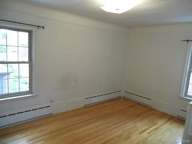 876 Trombley Road Grosse Pointe, MI 48230 - Photo 22 of 29 2nd Floor Bedroom #2.jpg