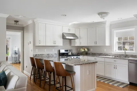 $849,000 | 6 Minot Light Avenue, Scituate, MA 02066