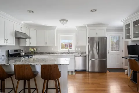 $849,000 | 6 Minot Light Avenue, Scituate, MA 02066