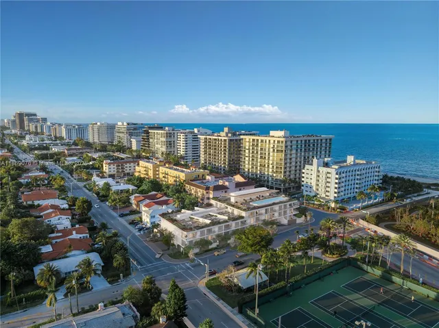 $1,598,000 | 8800 Collins Avenue, Unit 211, Surfside, FL 33154