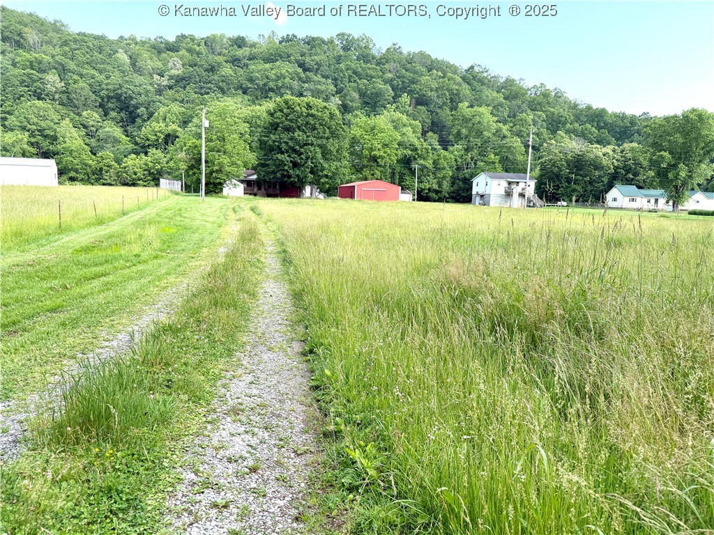 3112 Cicerone Road Charleston, WV 25320 - Photo 6 of 36 Gallery Image 6