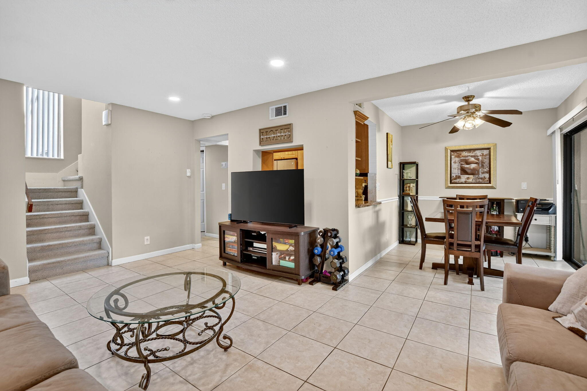 1061 Northwest 13th Street, Unit 2 Boca Raton, FL 33486 - Photo 4 of 37 Living/Dining