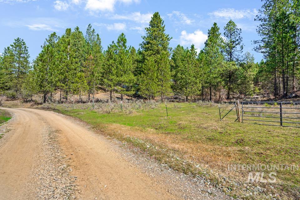 5 Sunset Trail Banks, ID 83602 - Photo 3 of 25 View of dirt / gravel road with a gate