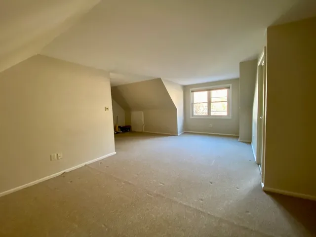 $2,000 | 12 Cedar Street, Unit 3, Holliston, MA 01746