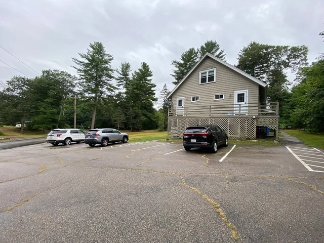 $2,100 | 12 Cedar Street, Unit 3, Holliston, MA 01746