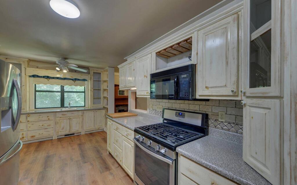 999 Old Mill Road Mineral Bluff, GA 30559 - Photo 8 of 42 Gallery Image 8
