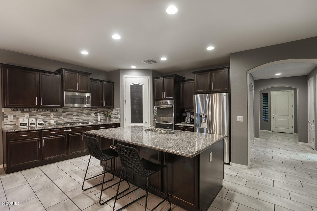 20708 West Alsap Road Buckeye, AZ 85396 - Photo 5 of 16 alsap_05