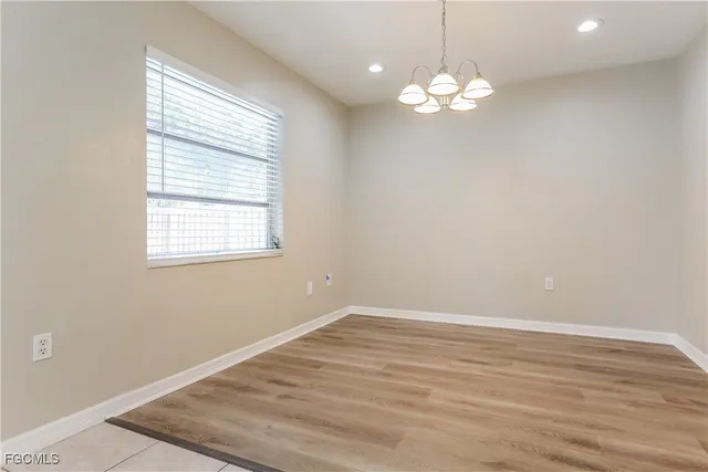 $1,955 | 282 Lorraine Avenue, Venice, FL 34293