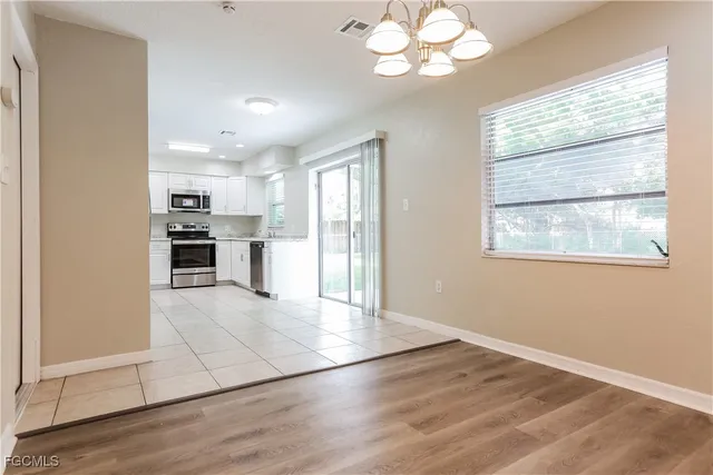 $1,955 | 282 Lorraine Avenue, Venice, FL 34293