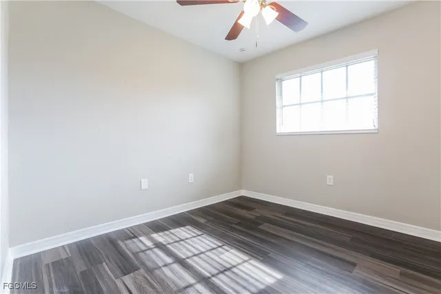 $1,955 | 282 Lorraine Avenue, Venice, FL 34293