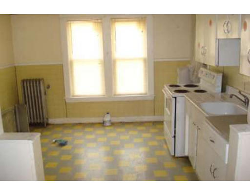 27 Stoneland Road Worcester, MA 01603 - Photo 6 of 8 Gallery Image 6