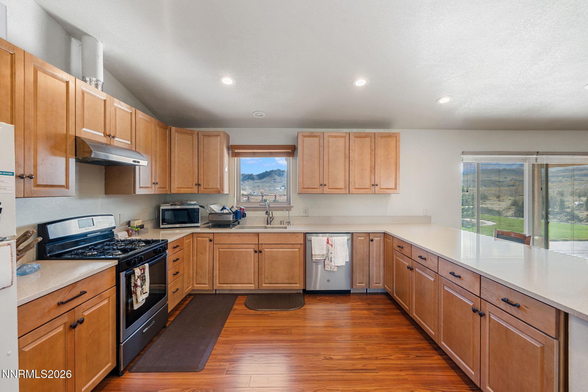 183 Shetland Circle Reno, NV 89508 - Photo 13 of 41 Kitchen
