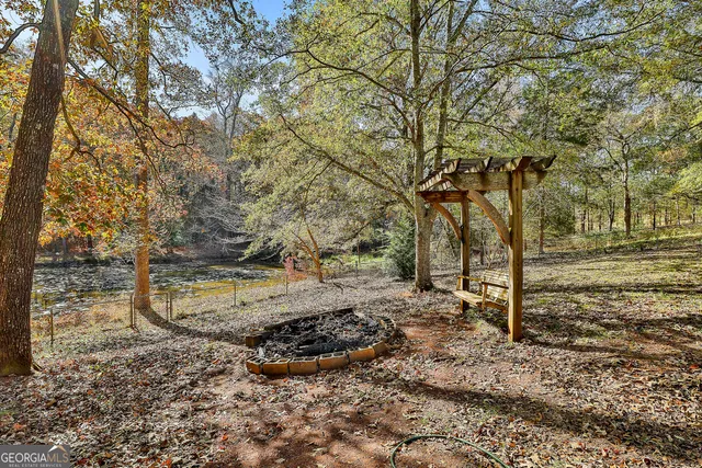 $329,000 | 218 Quail Drive, Zebulon, GA 30295