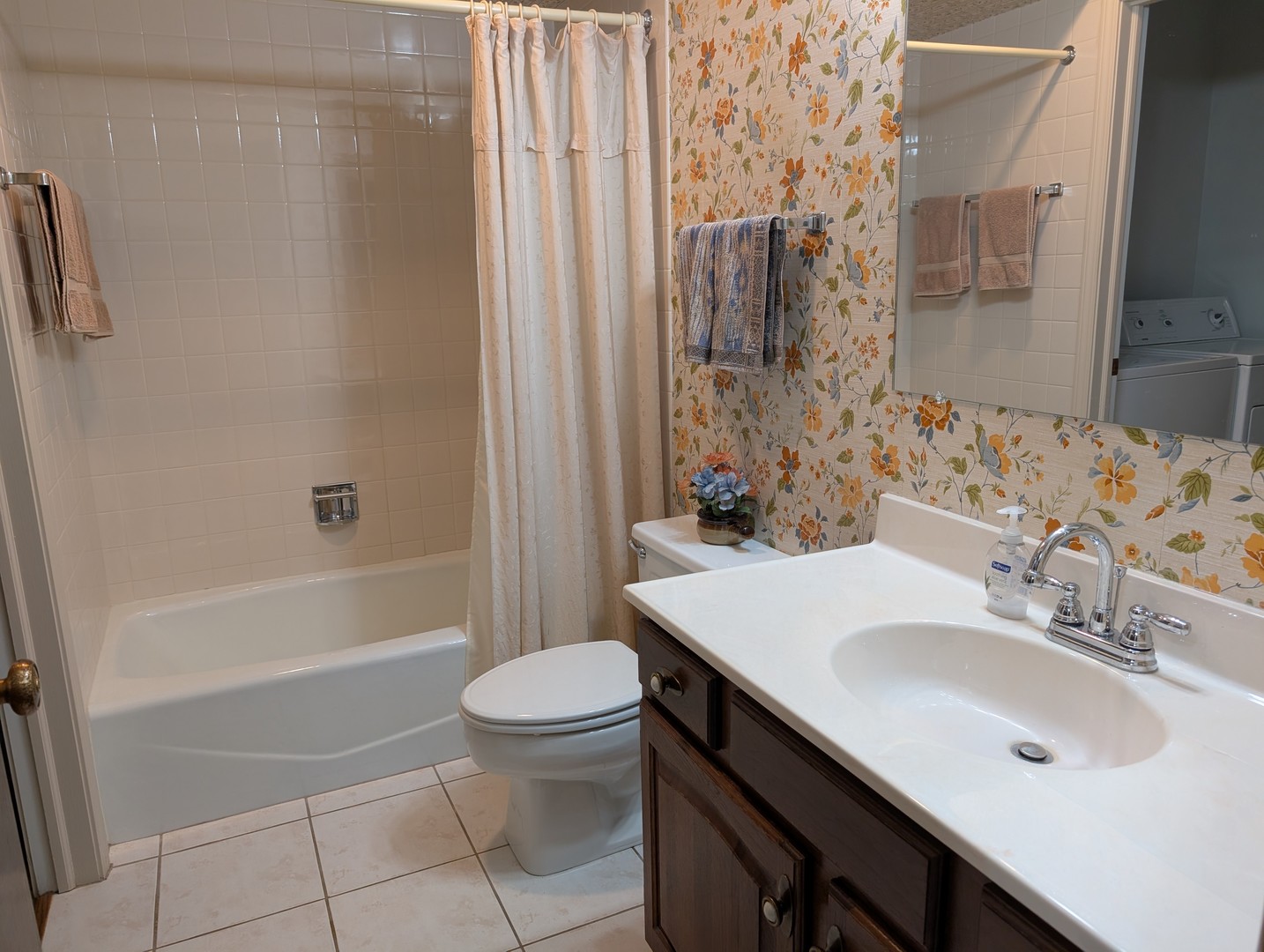 9558 Gross Point Road, Unit A406 Skokie, IL 60076 - Photo 21 of 24