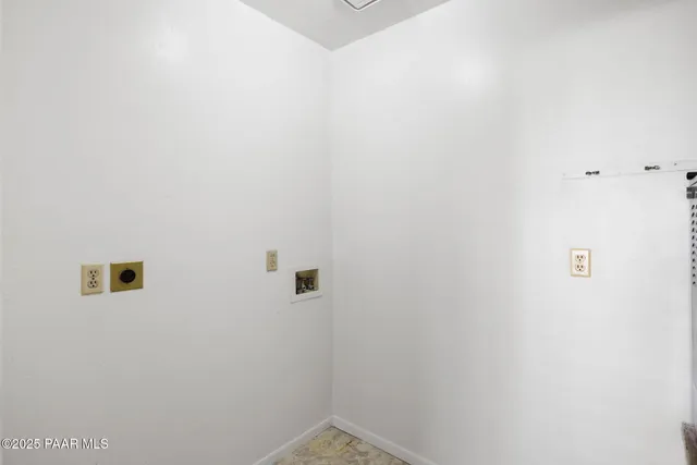 $429,000 | 824 West Rosser Street, Prescott, AZ 86301