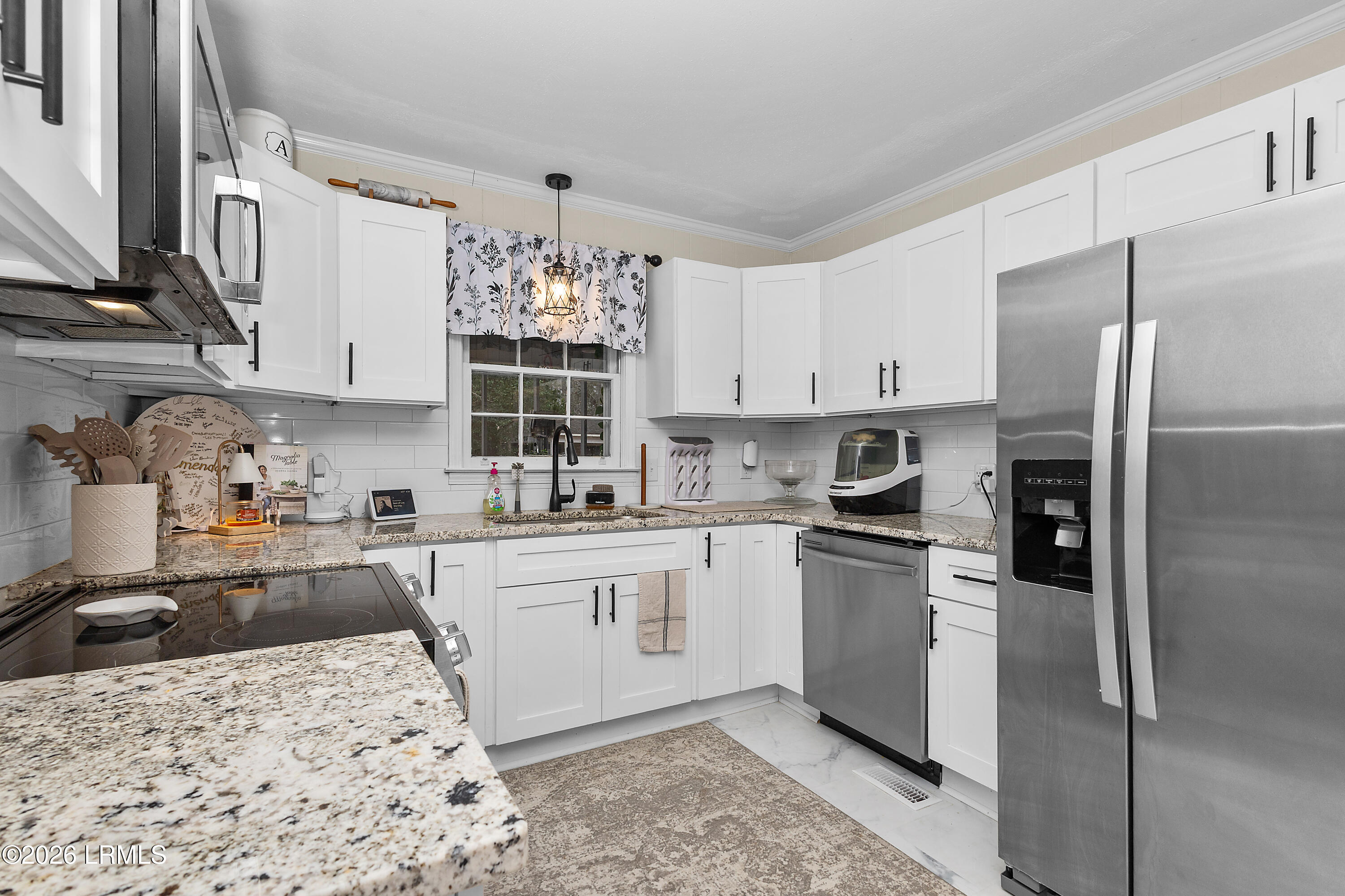 419 Azalea Drive Walterboro, SC 29488 - Photo 12 of 20 0I4A2896